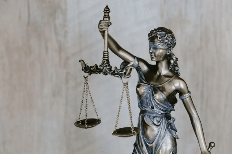Legal Tech